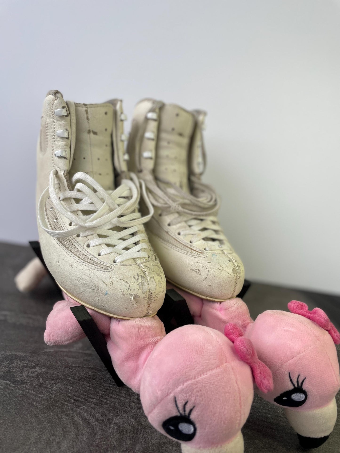 Figure Skate Holder Stand